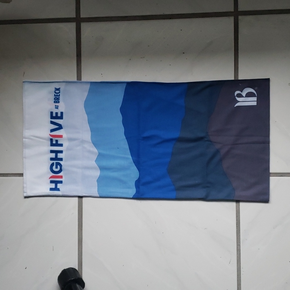 Unique "High Five, Breck" ski buff, double sided